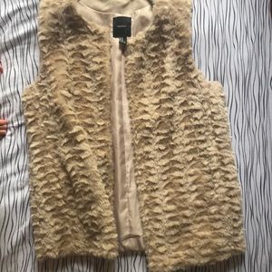 Fur vest